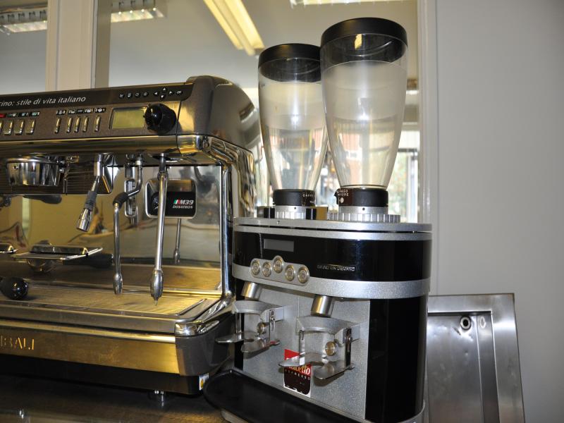 well-maintained surplus machinery-2