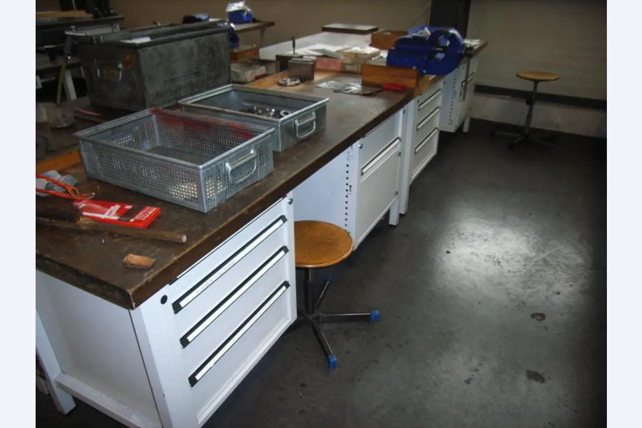 Walter Eisele GmbH & Co. <br> Metallwarenfabrik-1