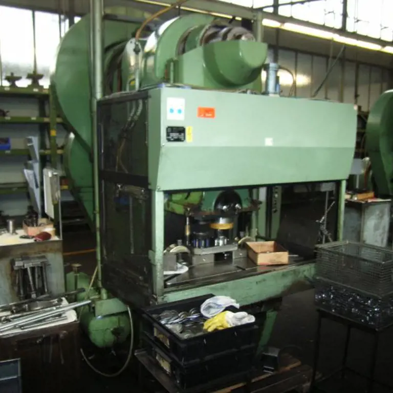 Exzenterpresse EBU SK 125 FR