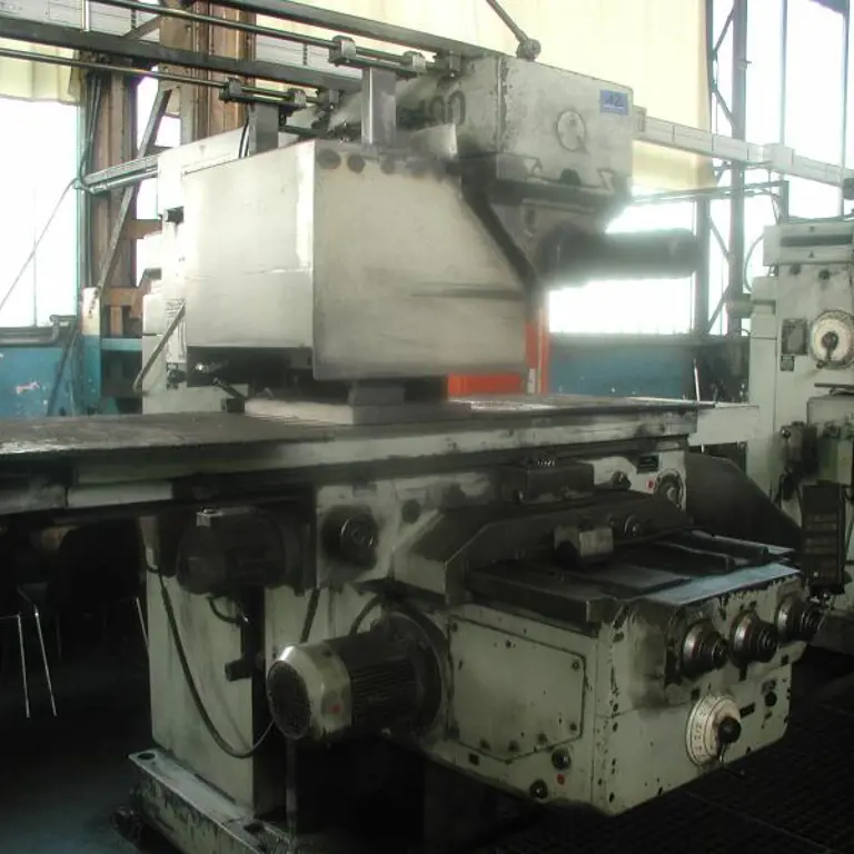 Universal-Fräsmaschine Unitech (Heckert-Nachbau) FW 400/20101