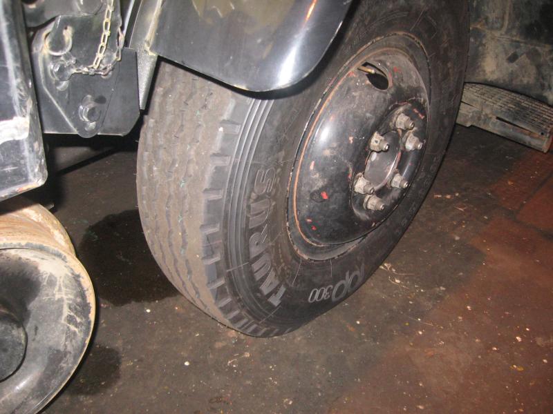 locomotive robots and Unimog with<br>two-way system-19