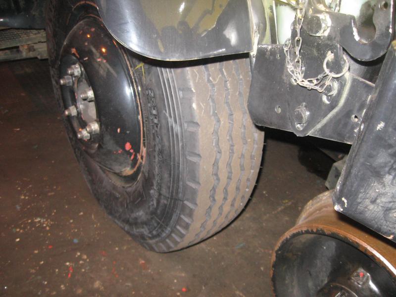 locomotive robots and Unimog with<br>two-way system-20