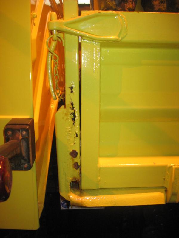 locomotive robots and Unimog with<br>two-way system-23