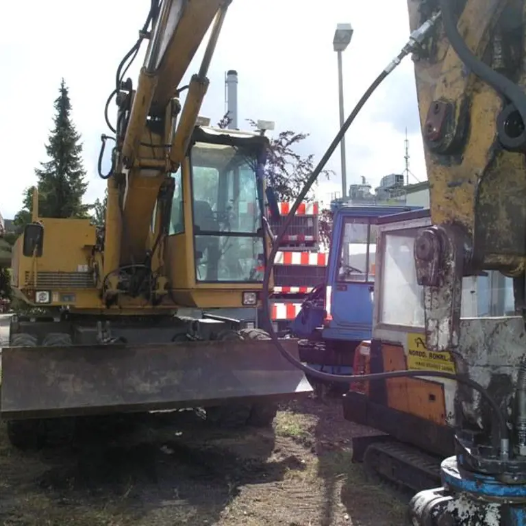 hydraulic mobile excavator Sennebogen ZM 19