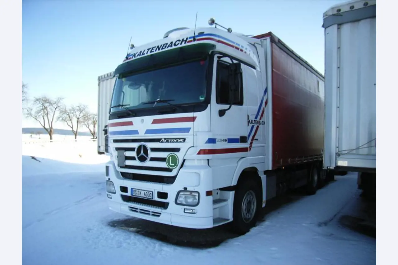 Metallbearbeitungsmaschinen und Geräte<br>
-1