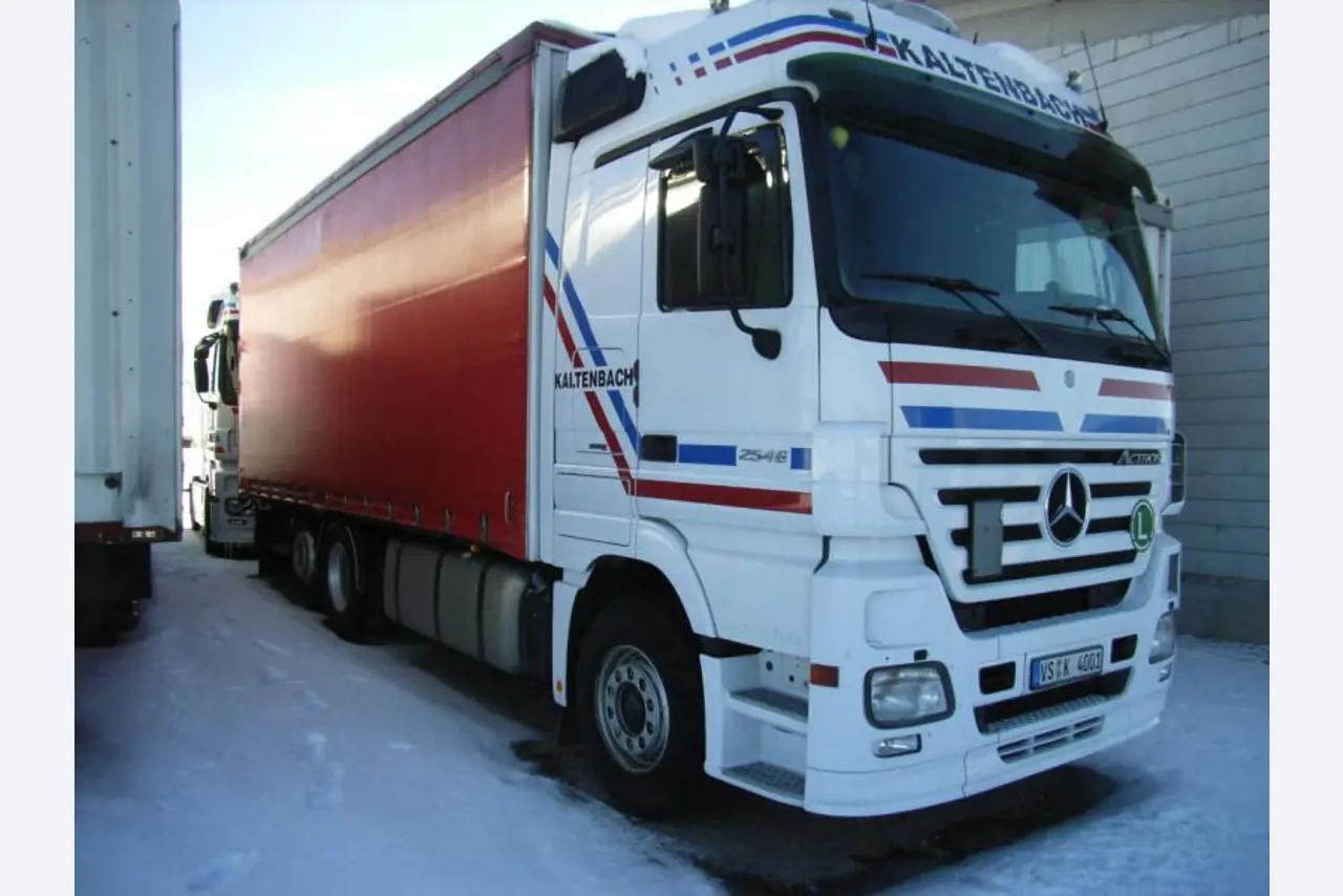 Metallbearbeitungsmaschinen und Geräte<br>
-3