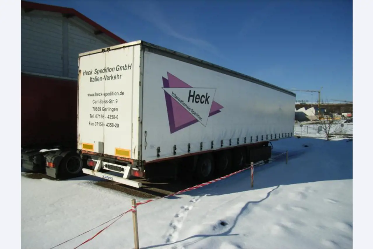 Metallbearbeitungsmaschinen und Geräte<br>
-1