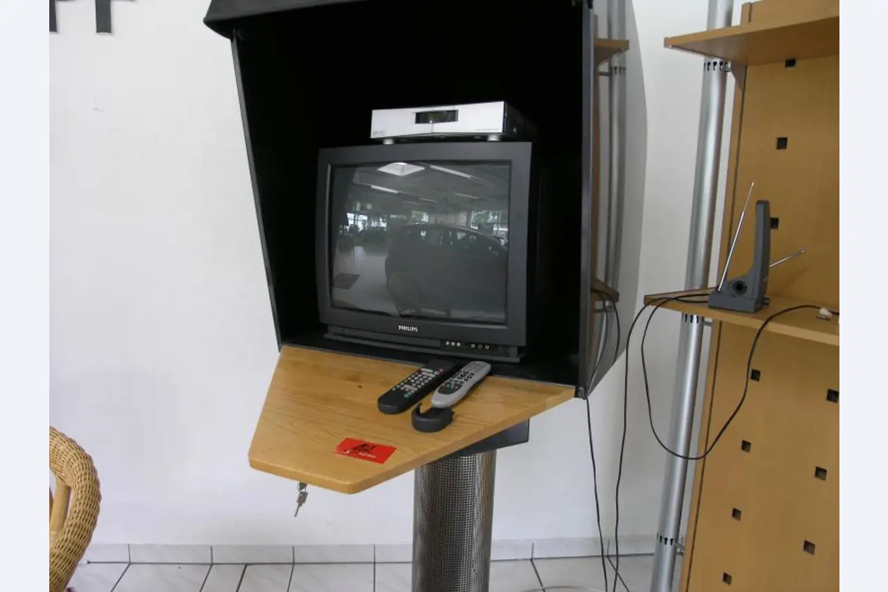 Autohaus Schwartzkopf GmbH / <br>Saro GmbH Wärme-, Kälte-, Schall- und Brandschutzisolierung-104