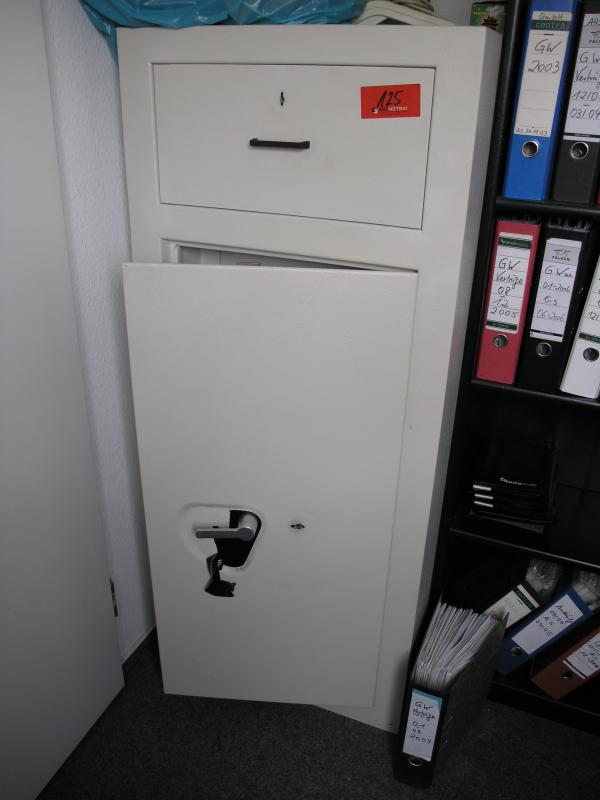 Autohaus Schwartzkopf GmbH / <br>Saro GmbH Wärme-, Kälte-, Schall- und Brandschutzisolierung-127