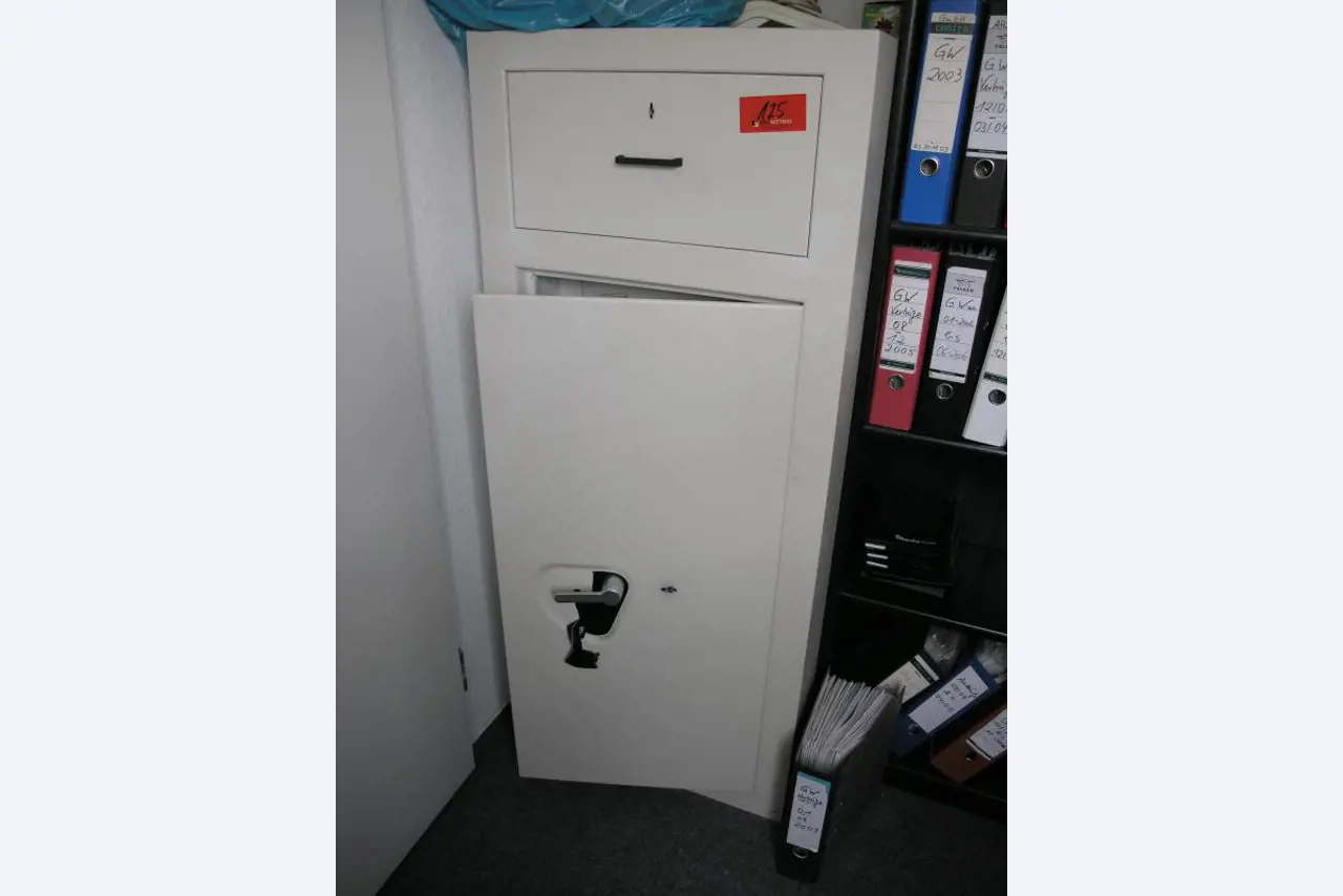 Autohaus Schwartzkopf GmbH / <br>Saro GmbH Wärme-, Kälte-, Schall- und Brandschutzisolierung-127