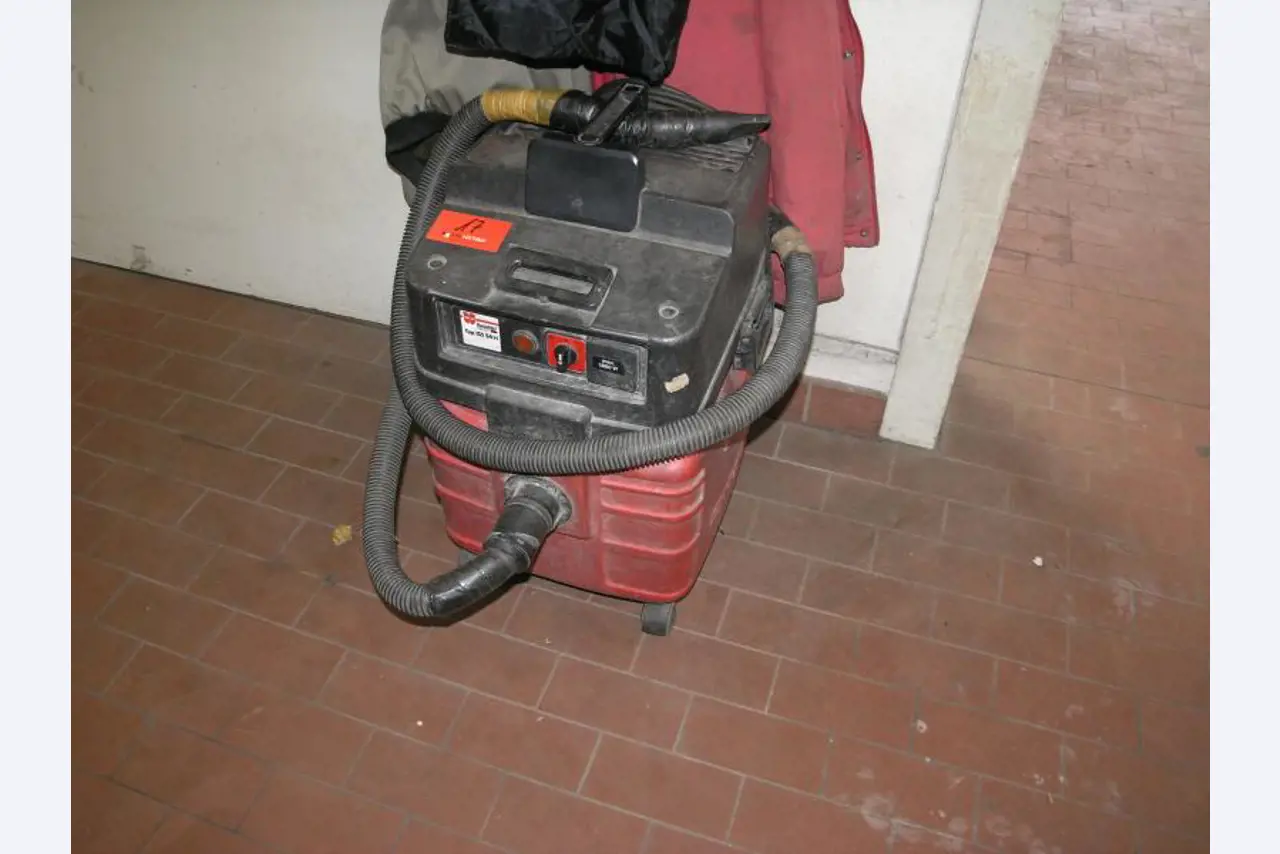 Autohaus Schwartzkopf GmbH / <br>Saro GmbH Wärme-, Kälte-, Schall- und Brandschutzisolierung-19