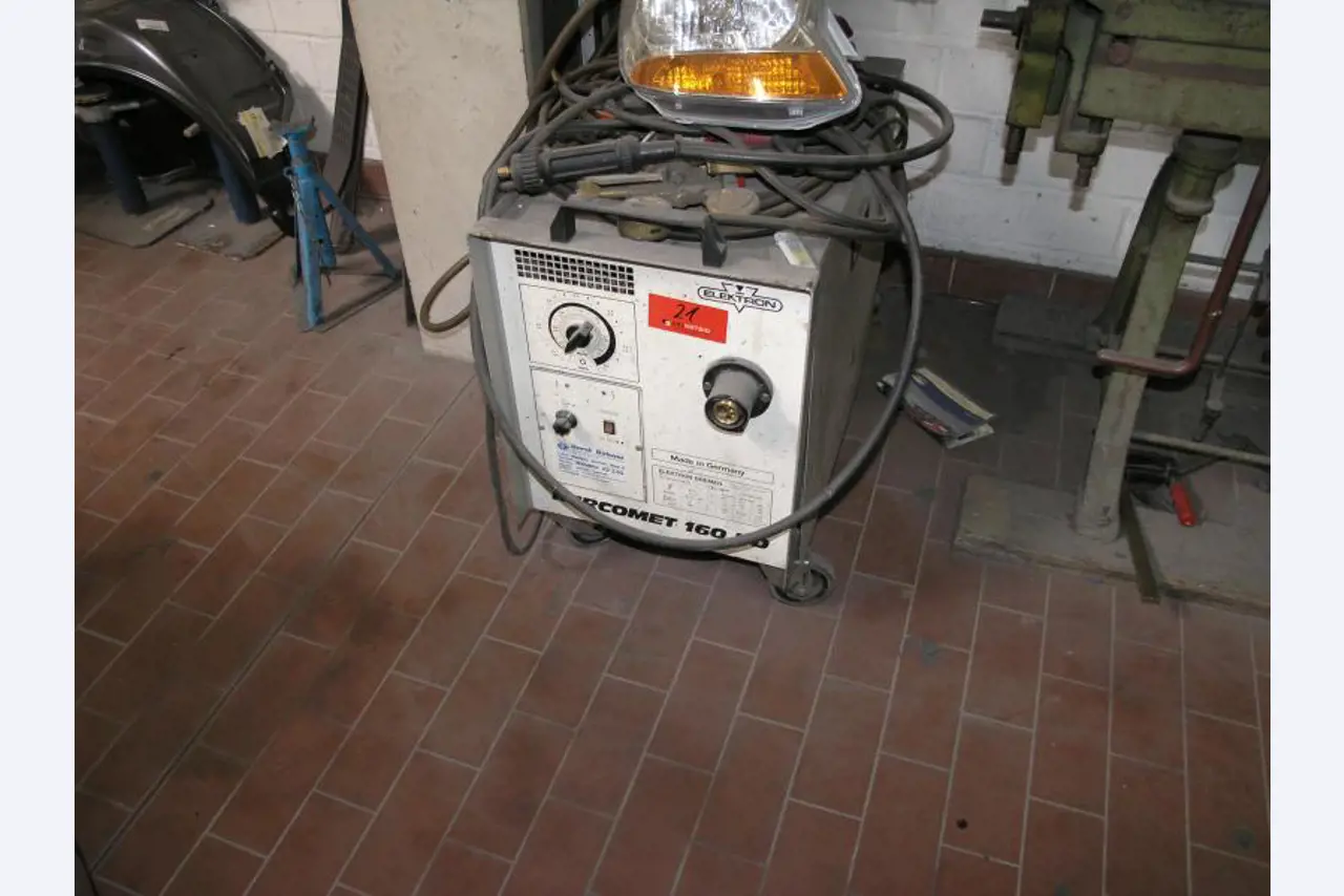 Autohaus Schwartzkopf GmbH / <br>Saro GmbH Wärme-, Kälte-, Schall- und Brandschutzisolierung-23