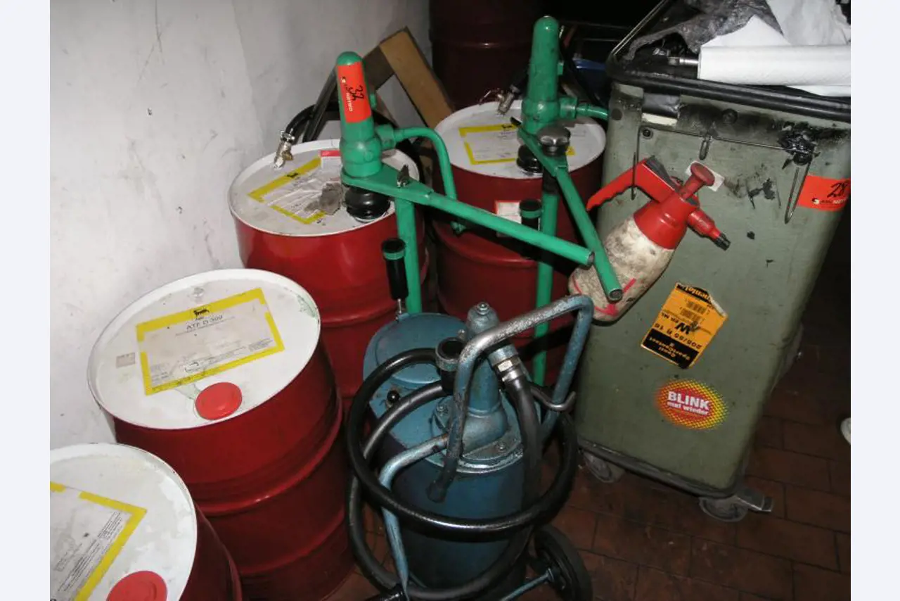 Autohaus Schwartzkopf GmbH / <br>Saro GmbH Wärme-, Kälte-, Schall- und Brandschutzisolierung-33