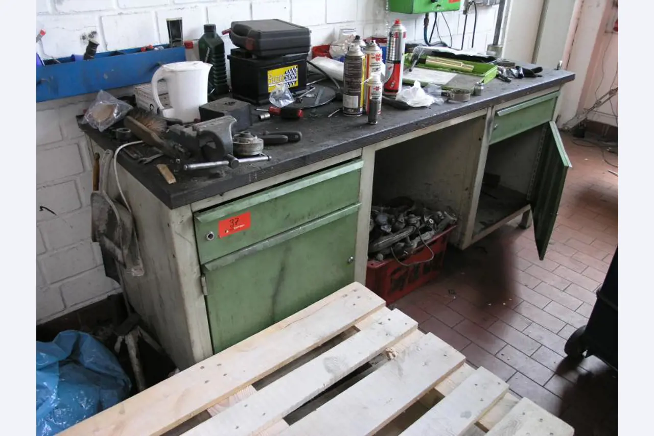 Autohaus Schwartzkopf GmbH / <br>Saro GmbH Wärme-, Kälte-, Schall- und Brandschutzisolierung-38