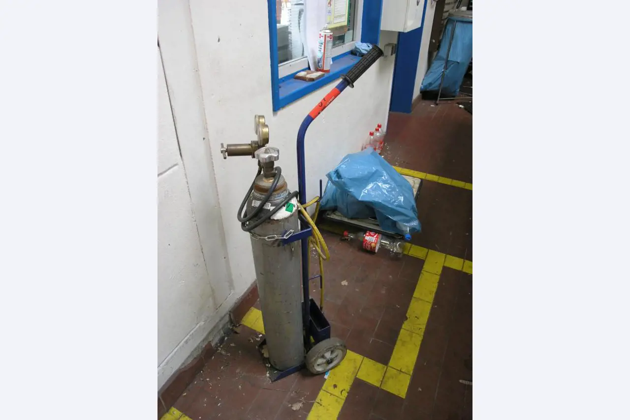 Autohaus Schwartzkopf GmbH / <br>Saro GmbH Wärme-, Kälte-, Schall- und Brandschutzisolierung-58