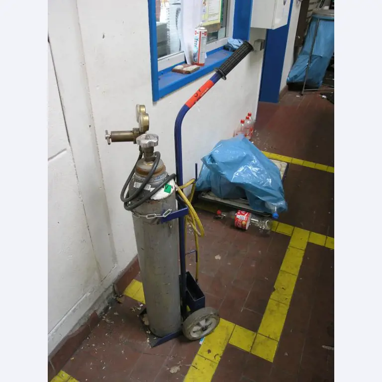 Autohaus Schwartzkopf GmbH / <br>Saro GmbH Wärme-, Kälte-, Schall- und Brandschutzisolierung-58