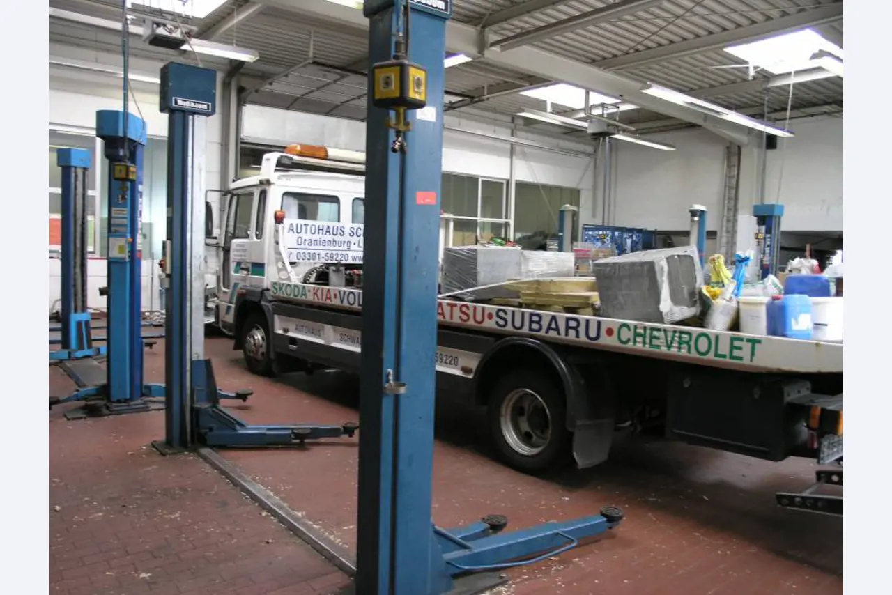 Autohaus Schwartzkopf GmbH / <br>Saro GmbH Wärme-, Kälte-, Schall- und Brandschutzisolierung-59