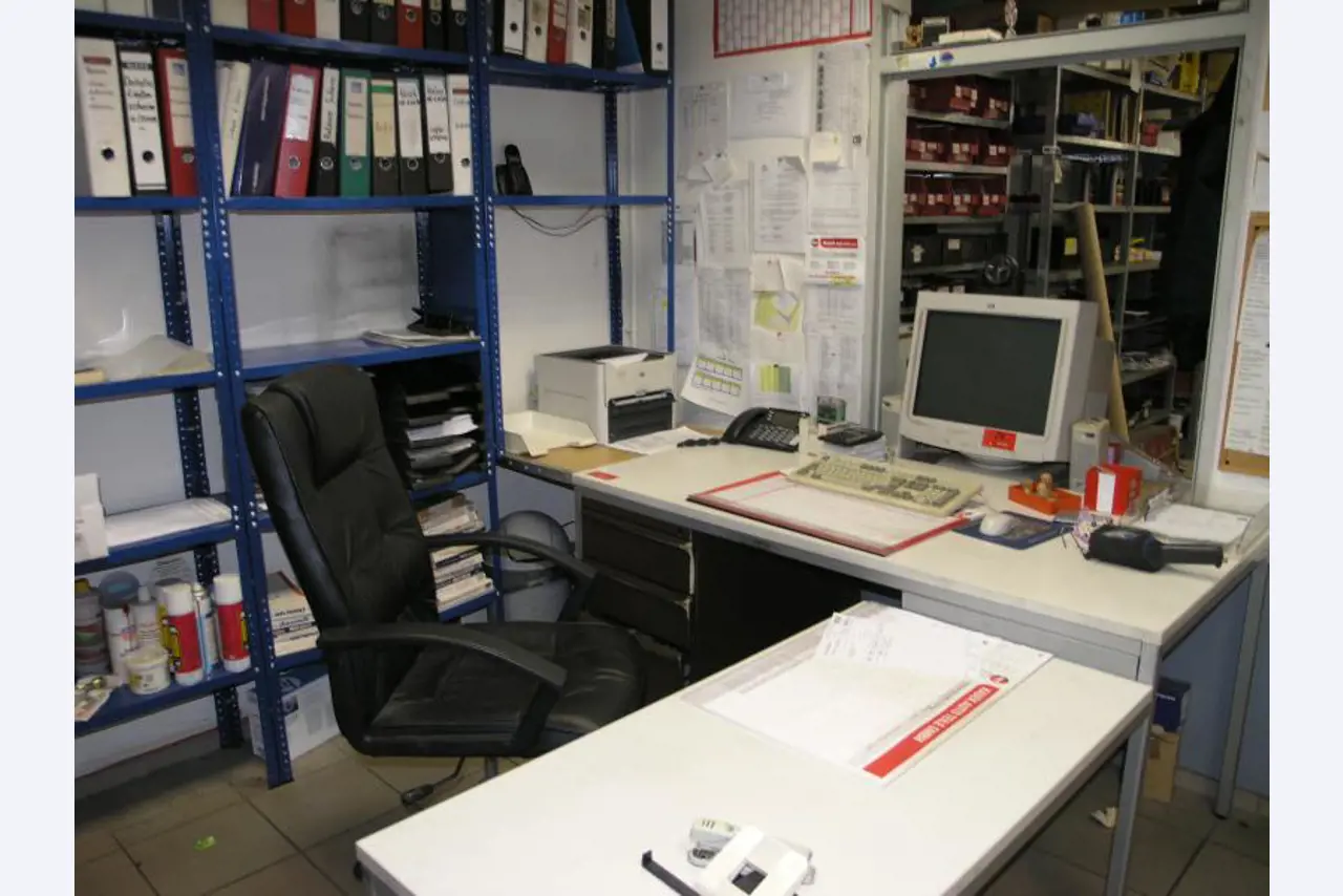 Autohaus Schwartzkopf GmbH / <br>Saro GmbH Wärme-, Kälte-, Schall- und Brandschutzisolierung-74