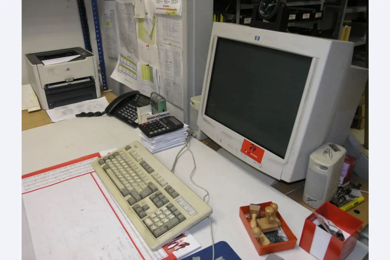 Autohaus Schwartzkopf GmbH / <br>Saro GmbH Wärme-, Kälte-, Schall- und Brandschutzisolierung-75