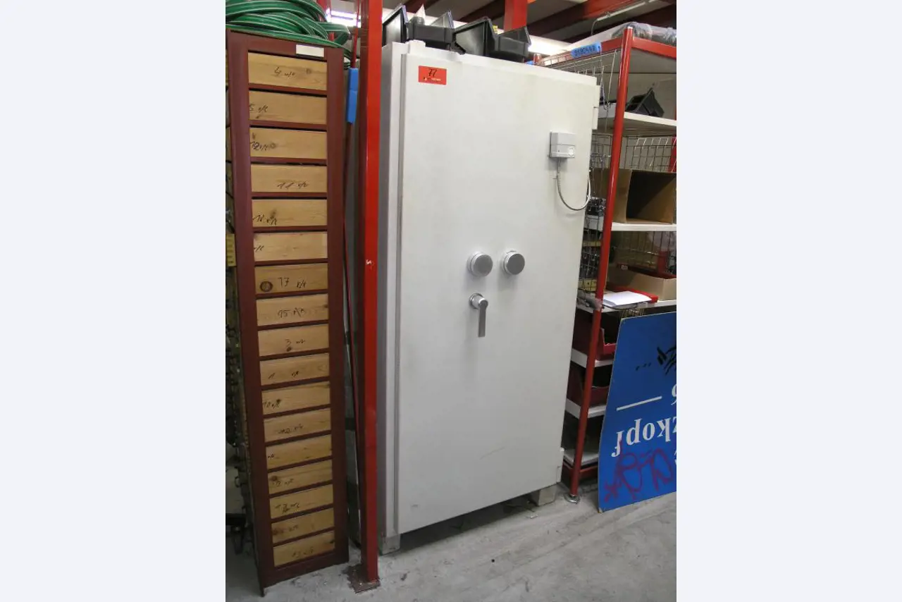 Autohaus Schwartzkopf GmbH / <br>Saro GmbH Wärme-, Kälte-, Schall- und Brandschutzisolierung-78