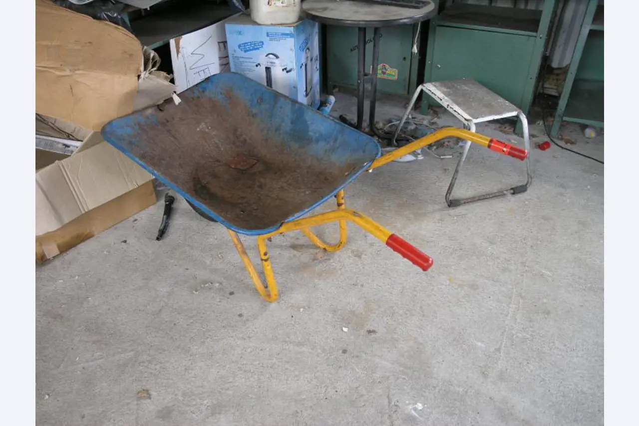 Autohaus Schwartzkopf GmbH / <br>Saro GmbH Wärme-, Kälte-, Schall- und Brandschutzisolierung-85