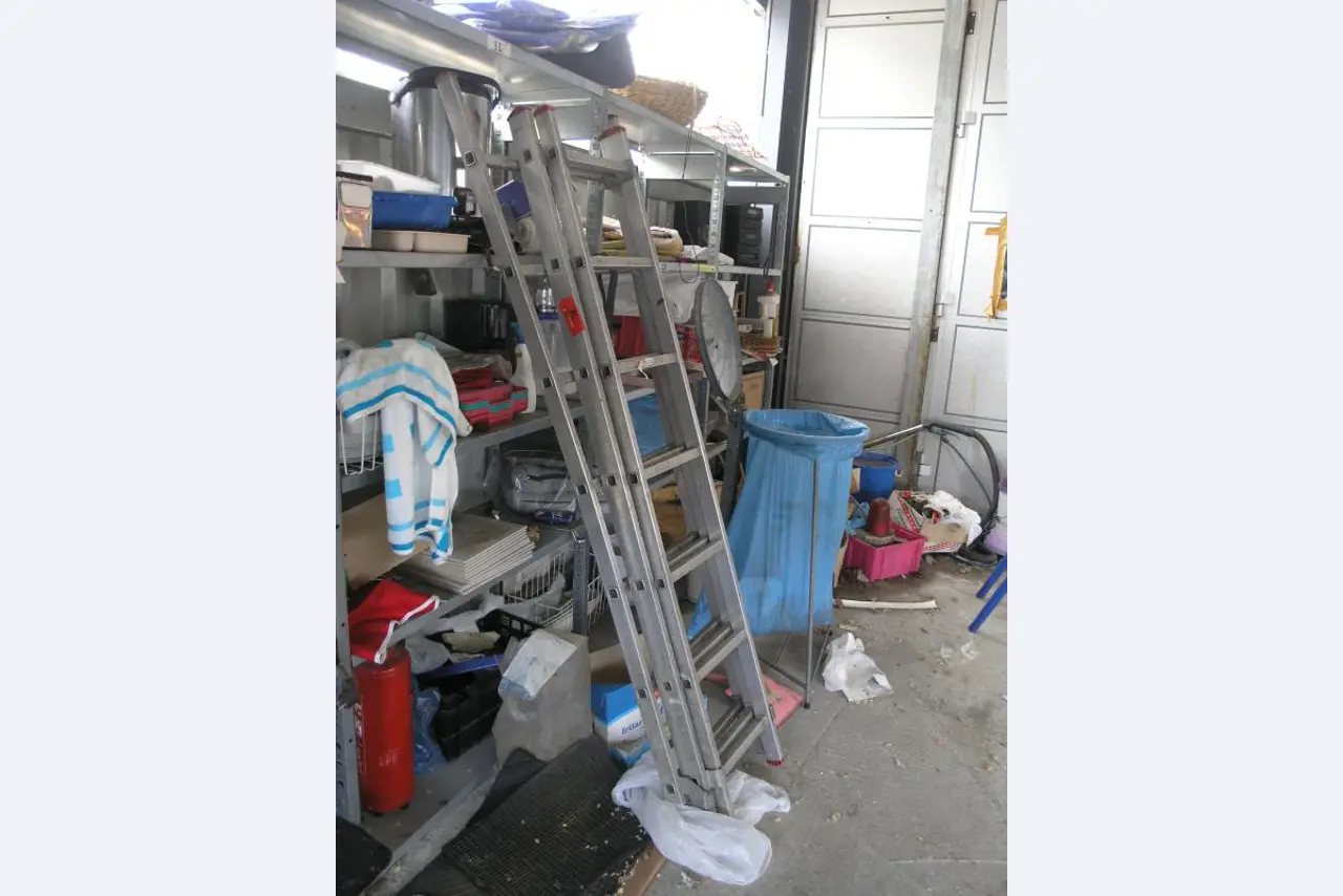 Autohaus Schwartzkopf GmbH / <br>Saro GmbH Wärme-, Kälte-, Schall- und Brandschutzisolierung-86