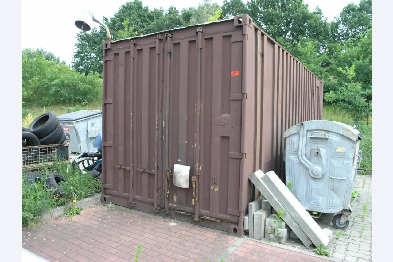 Autohaus Schwartzkopf GmbH / <br>Saro GmbH Wärme-, Kälte-, Schall- und Brandschutzisolierung-87