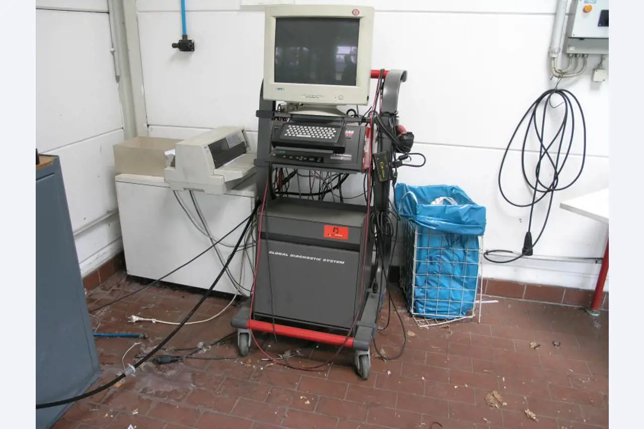 Autohaus Schwartzkopf GmbH / <br>Saro GmbH Wärme-, Kälte-, Schall- und Brandschutzisolierung-90