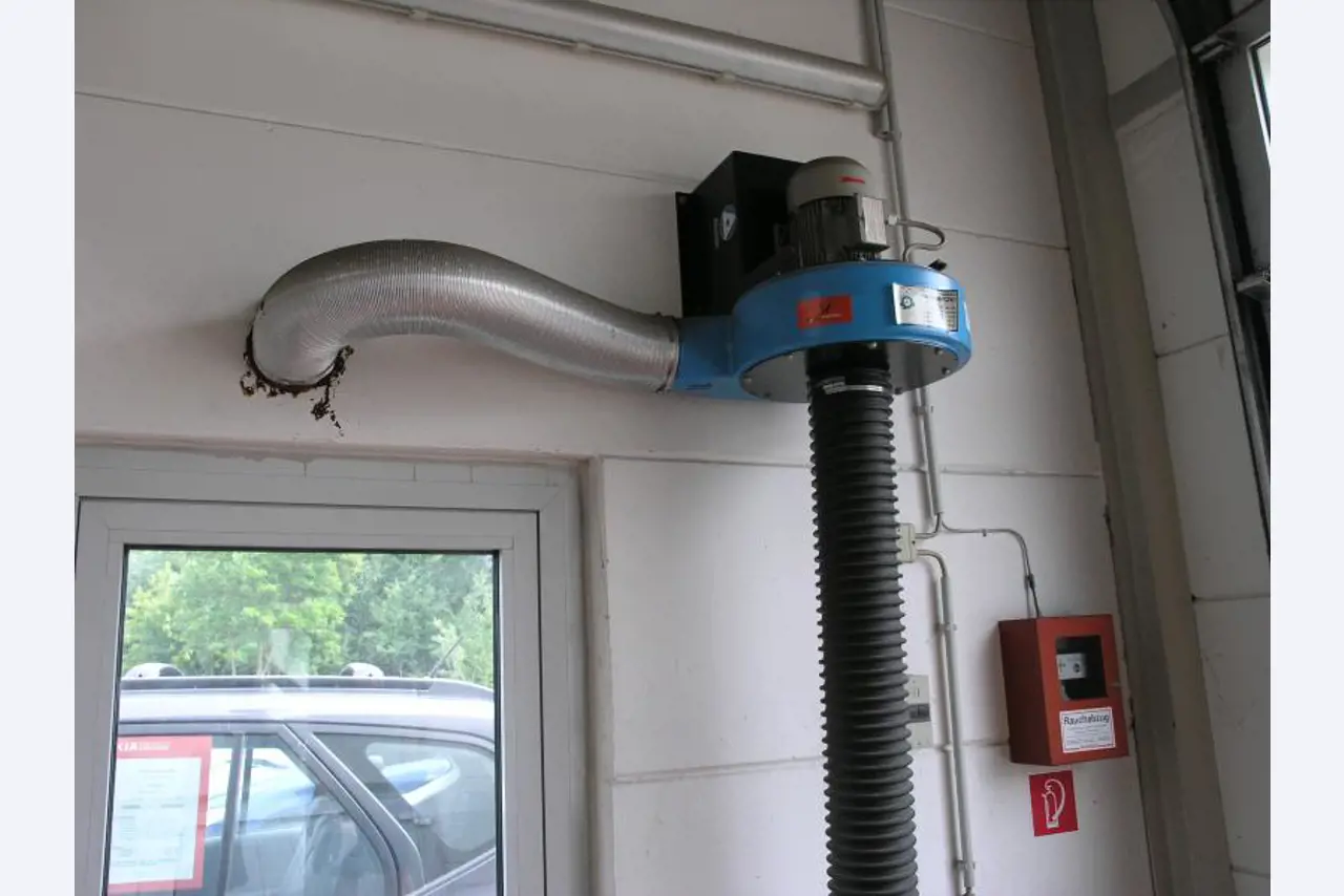 Autohaus Schwartzkopf GmbH / <br>Saro GmbH Wärme-, Kälte-, Schall- und Brandschutzisolierung-93