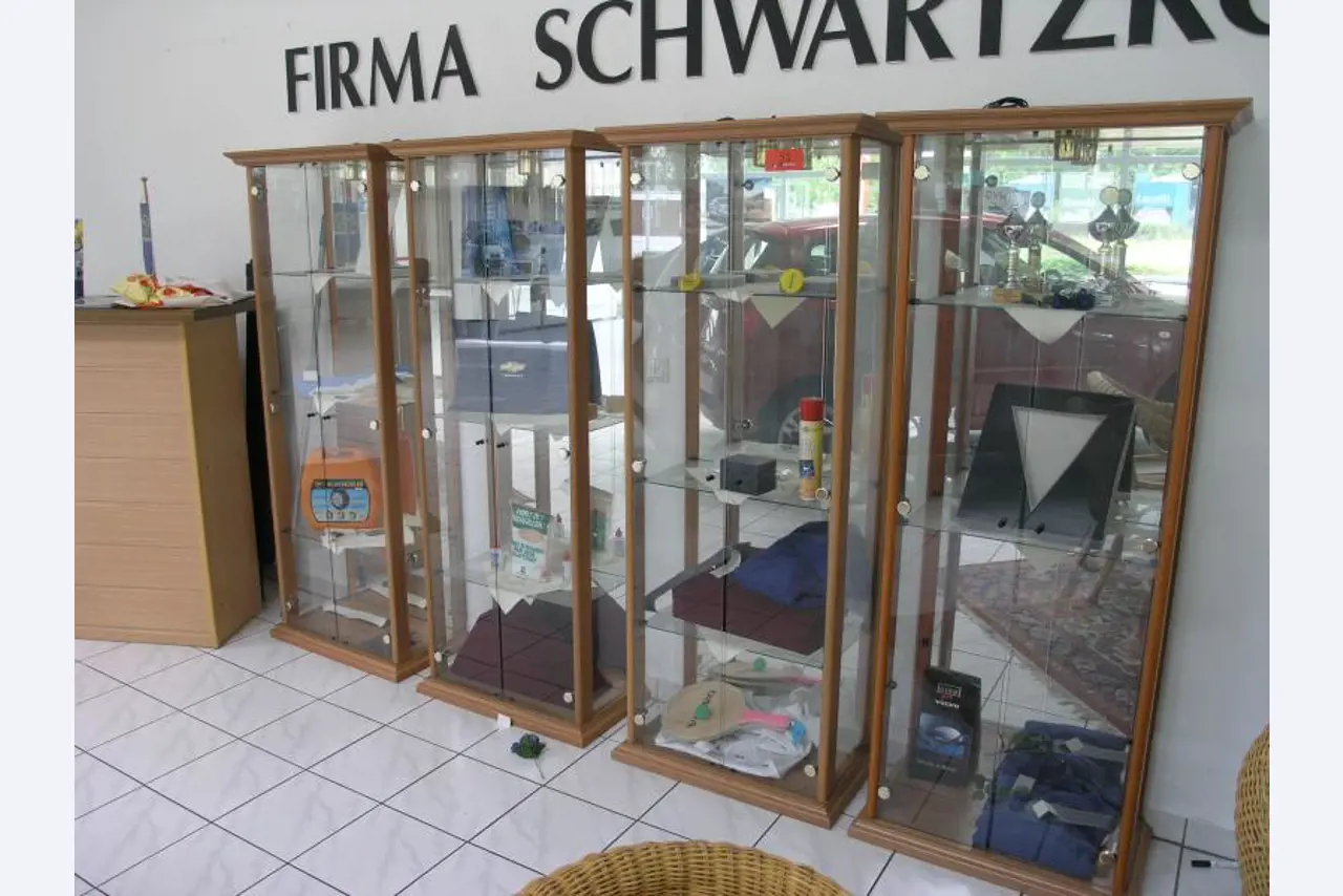 Autohaus Schwartzkopf GmbH / <br>Saro GmbH Wärme-, Kälte-, Schall- und Brandschutzisolierung-95