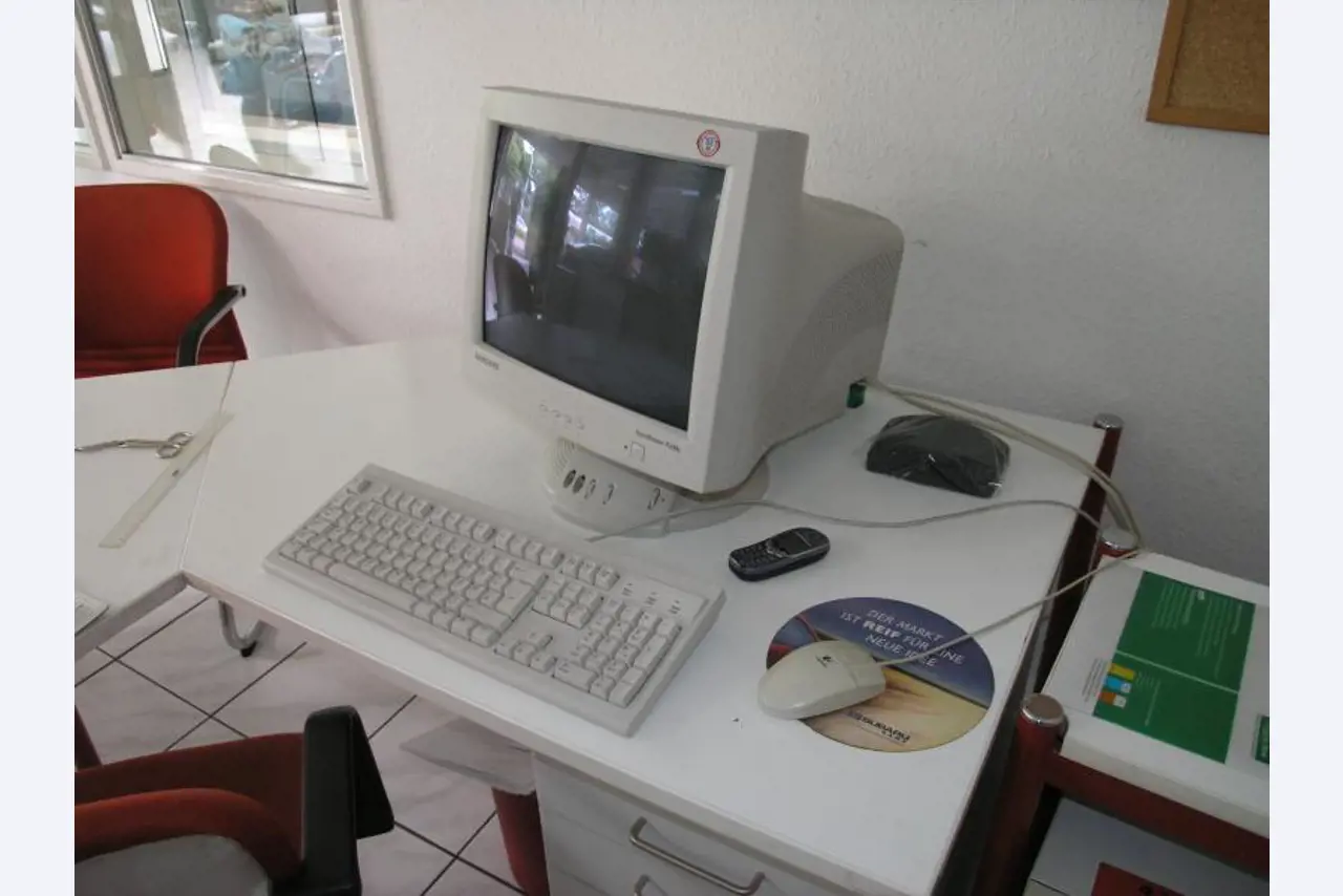 Autohaus Schwartzkopf GmbH / <br>Saro GmbH Wärme-, Kälte-, Schall- und Brandschutzisolierung-99