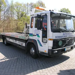 Abschleppwagen Volvo FLC