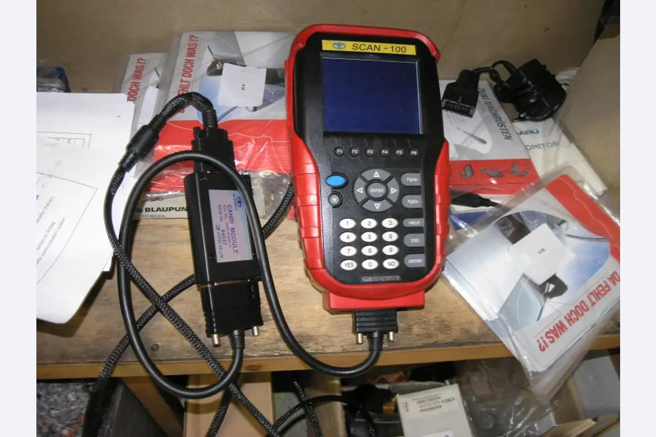 Autohaus Schwartzkopf GmbH / <br>Aislamiento térmico, acústico, contra el frío y contra incendios de Saro GmbH
-1