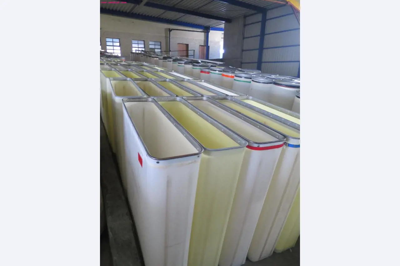 Máquinas dos sectores da fiação, tecelagem e tinturaria - Localização 79787 Lauchringen-1