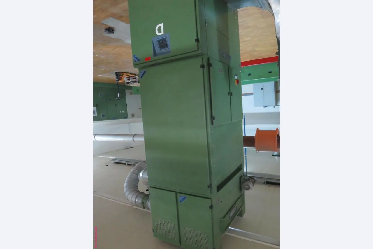 Máquinas dos sectores da fiação, tecelagem e tinturaria - Localização 79787 Lauchringen-2