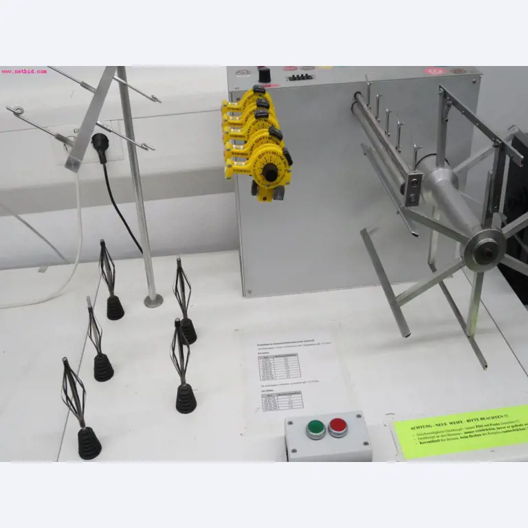 Máquinas dos sectores da fiação, tecelagem e tinturaria - Localização 79787 Lauchringen-1