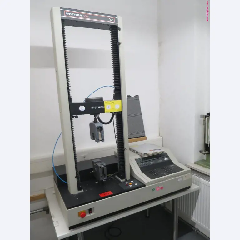 Máquinas dos sectores da fiação, tecelagem e tinturaria - Localização 79787 Lauchringen-3