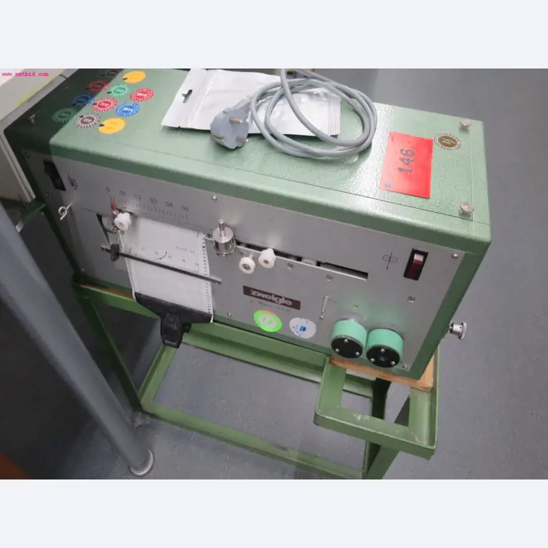 Máquinas dos sectores da fiação, tecelagem e tinturaria - Localização 79787 Lauchringen-1