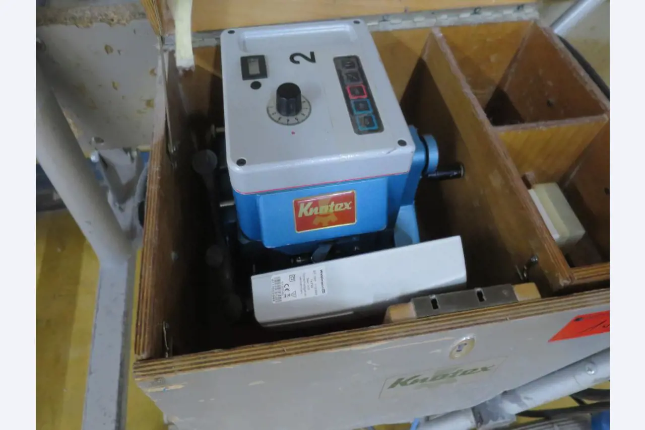 Máquinas dos sectores da fiação, tecelagem e tinturaria - Localização 79787 Lauchringen-3