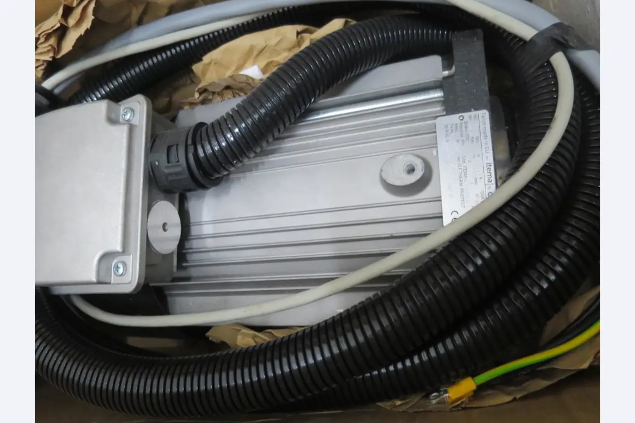 Máquinas dos sectores da fiação, tecelagem e tinturaria - Localização 79787 Lauchringen-5