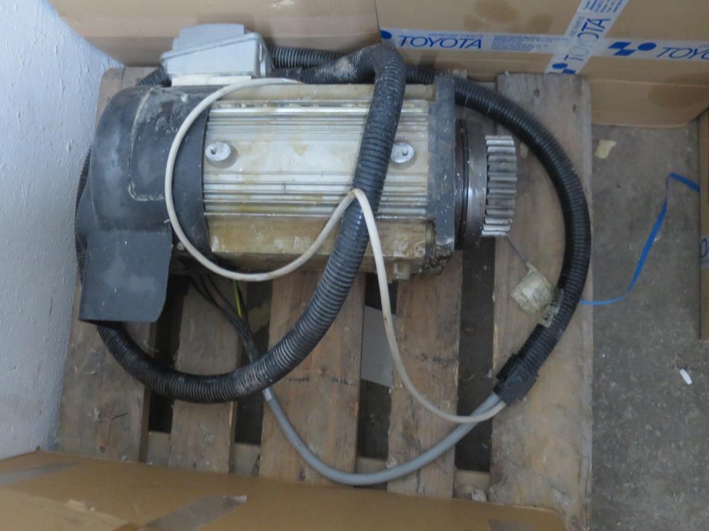 Comprehensive machinery from the sections spinning, weaving - Location 79787 Lauchringen -7