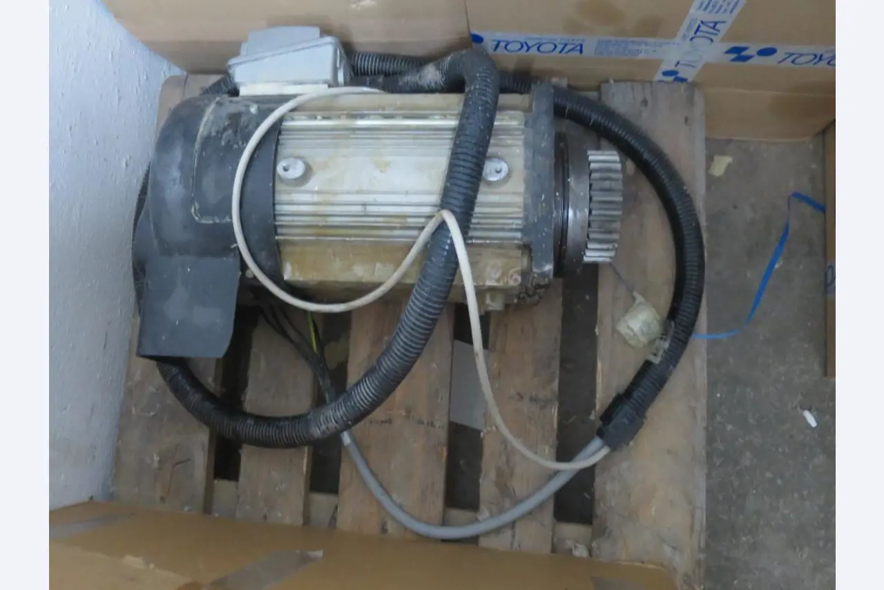 Máquinas dos sectores da fiação, tecelagem e tinturaria - Localização 79787 Lauchringen-7