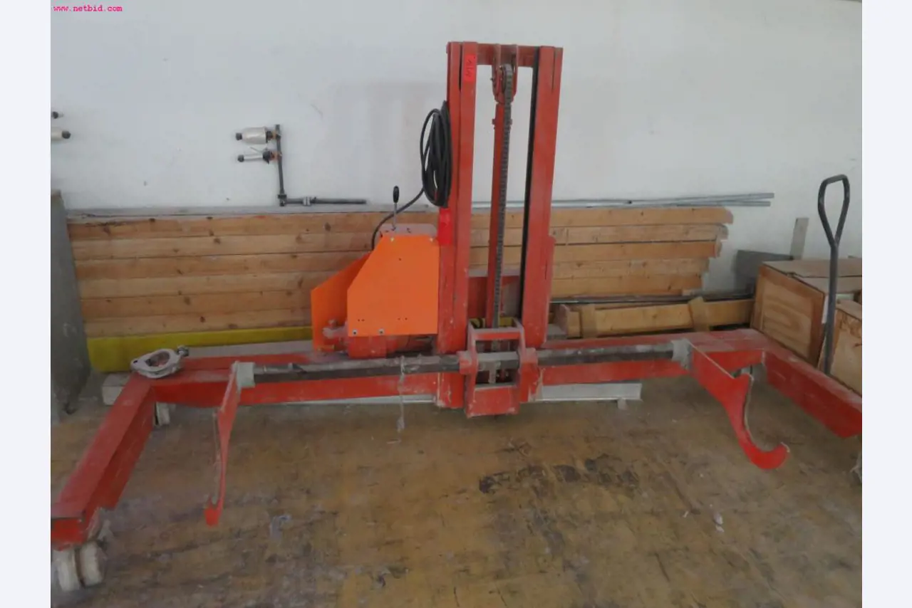 Máquinas dos sectores da fiação, tecelagem e tinturaria - Localização 79787 Lauchringen-1