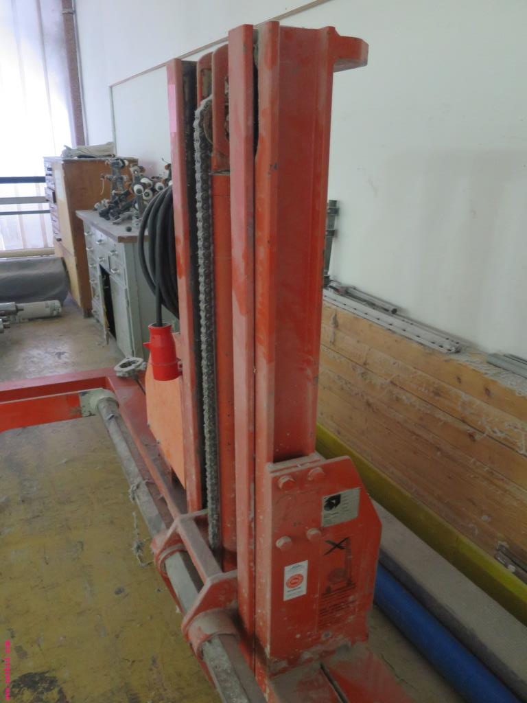 Máquinas dos sectores da fiação, tecelagem e tinturaria - Localização 79787 Lauchringen-2