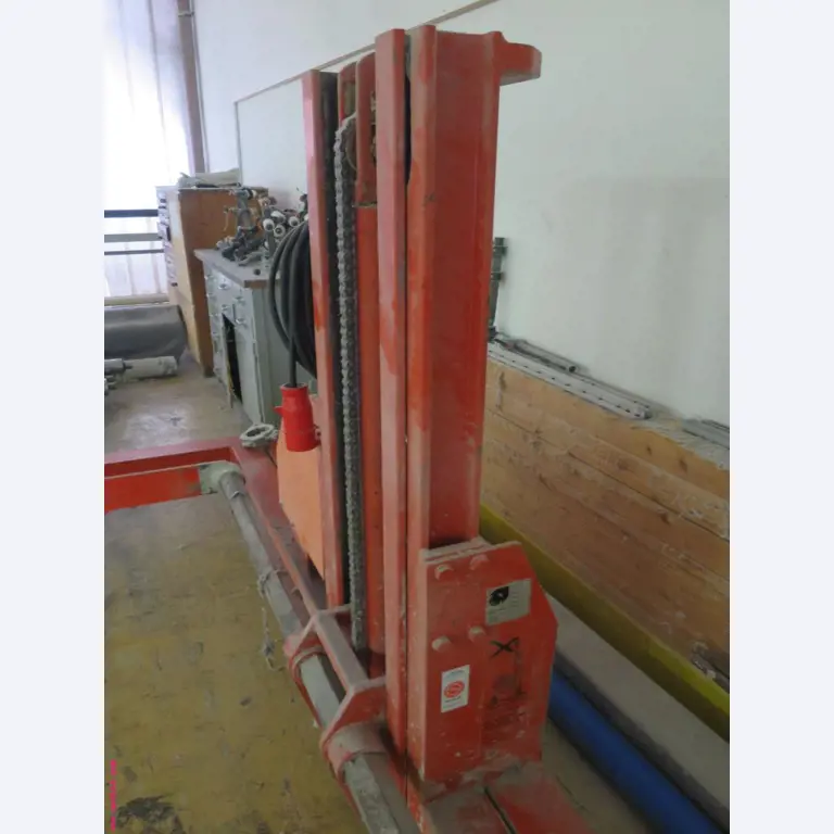 Máquinas dos sectores da fiação, tecelagem e tinturaria - Localização 79787 Lauchringen-2