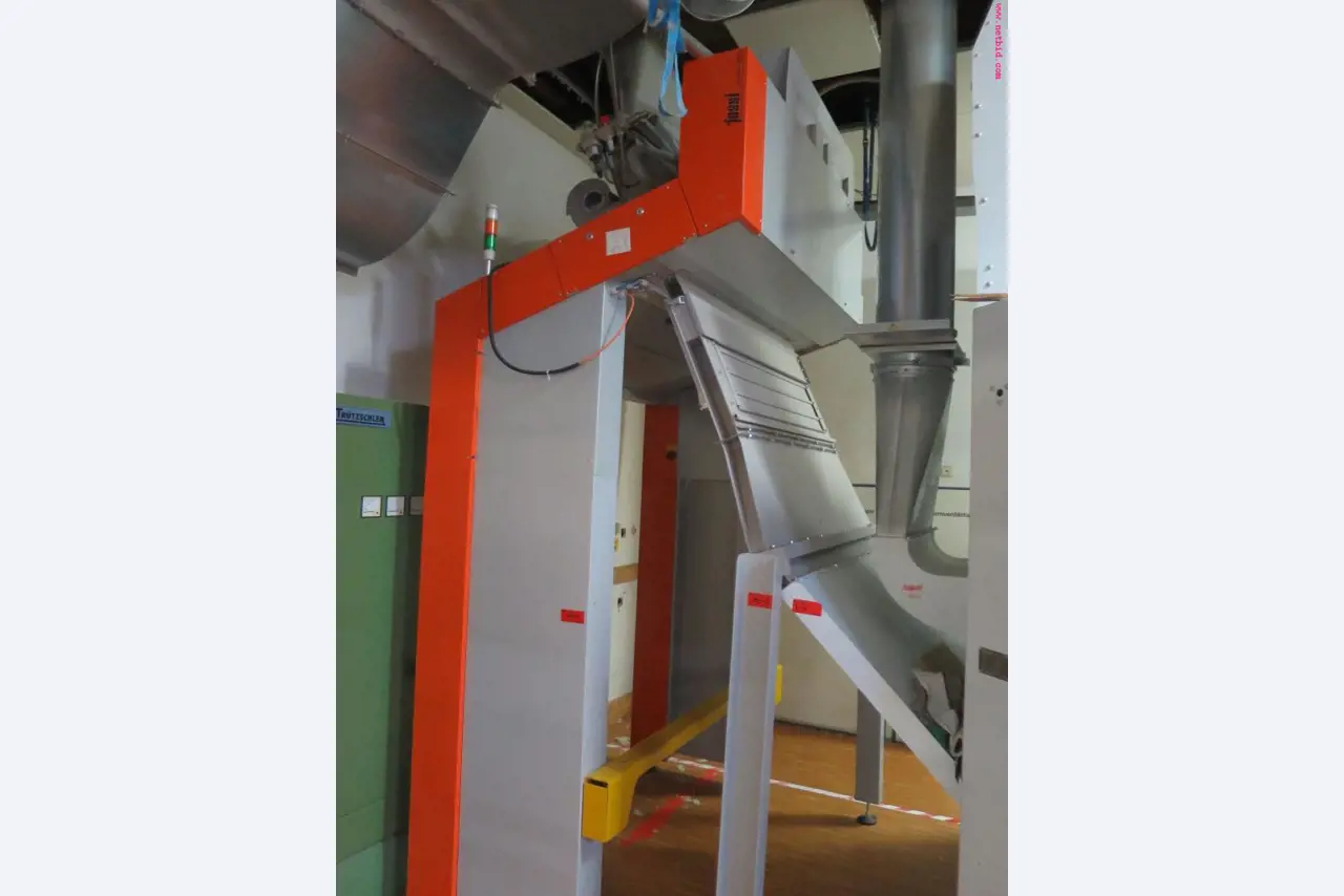 Máquinas dos sectores da fiação, tecelagem e tinturaria - Localização 79787 Lauchringen-1