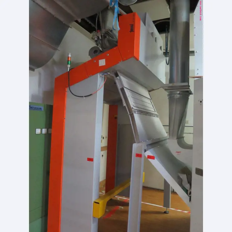 Máquinas dos sectores da fiação, tecelagem e tinturaria - Localização 79787 Lauchringen-1