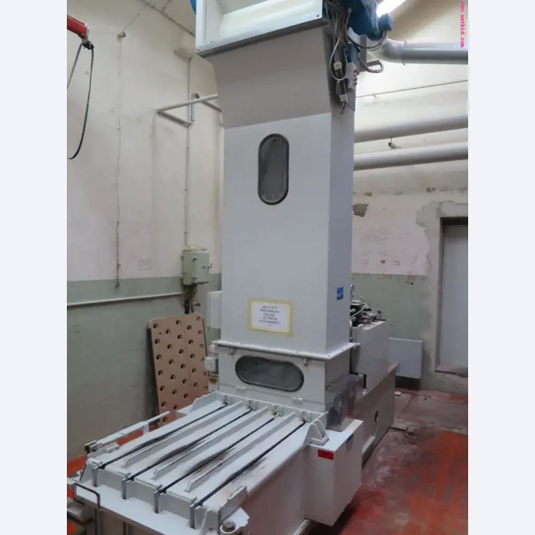 Máquinas dos sectores da fiação, tecelagem e tinturaria - Localização 79787 Lauchringen-1