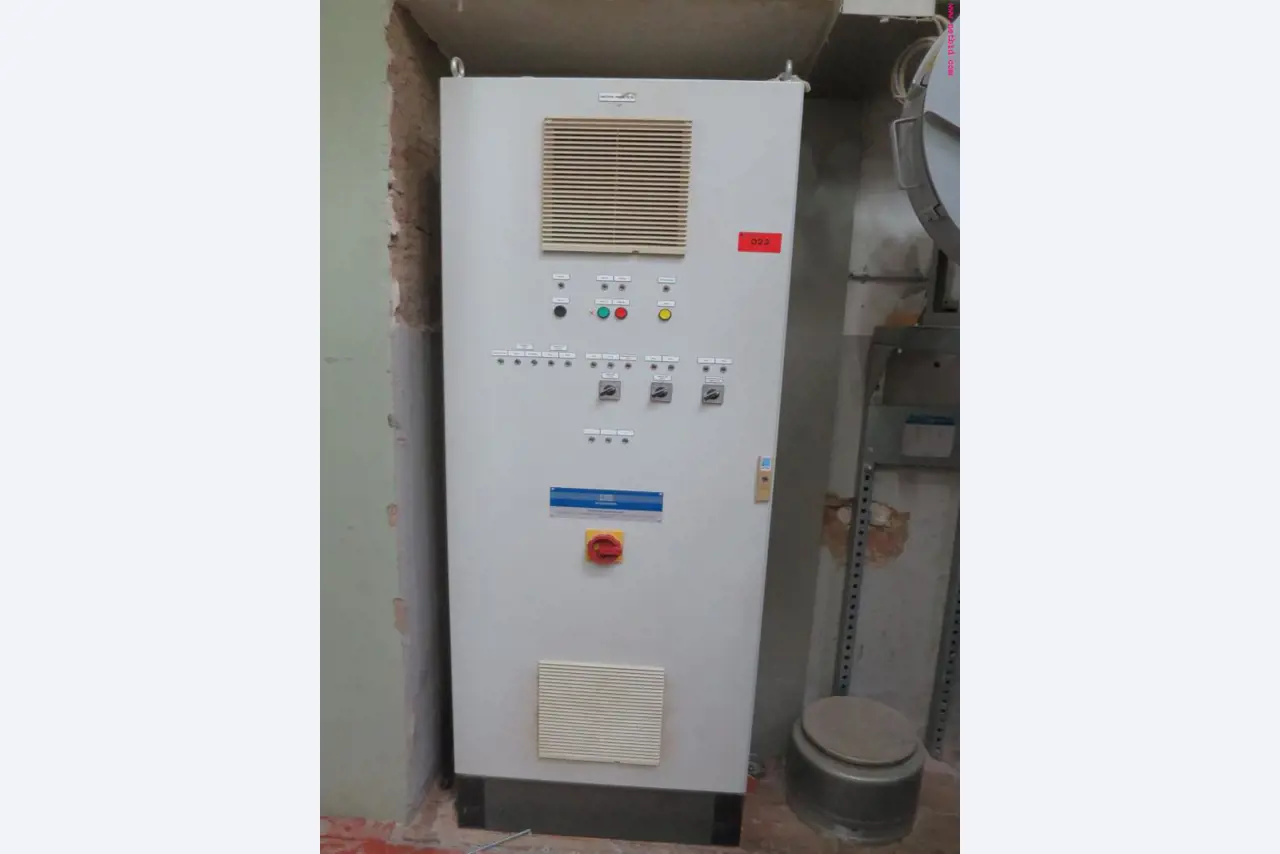 Máquinas dos sectores da fiação, tecelagem e tinturaria - Localização 79787 Lauchringen-1