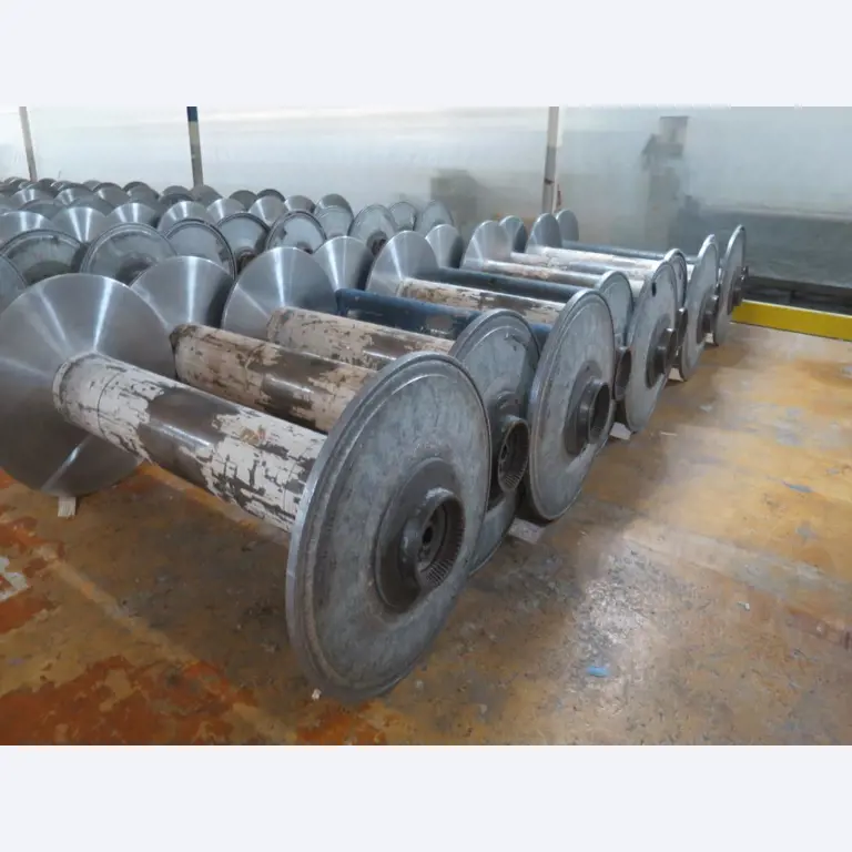 Máquinas dos sectores da fiação, tecelagem e tinturaria - Localização 79787 Lauchringen-1